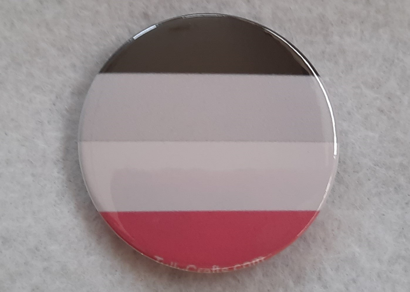 Gynephilia Pride Flag Badge - Tully Crafts