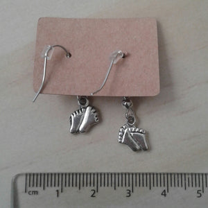 Footprint Earrings - Tully Crafts