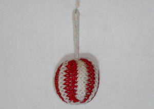 Small Knitted Bauble - Tully Crafts
