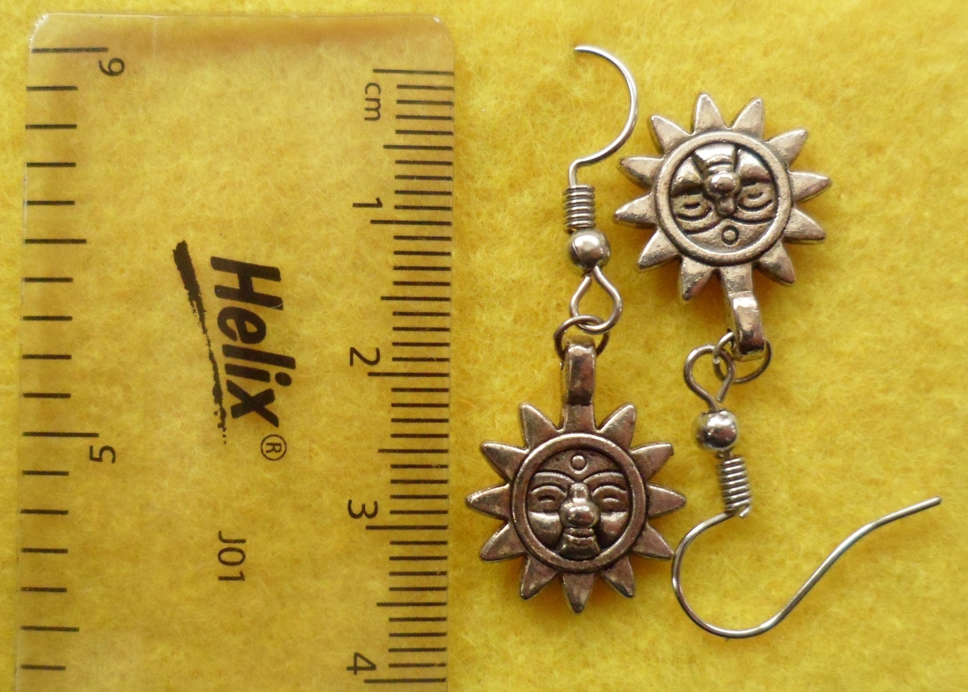 Sun with a Face Earrings - Tully Crafts